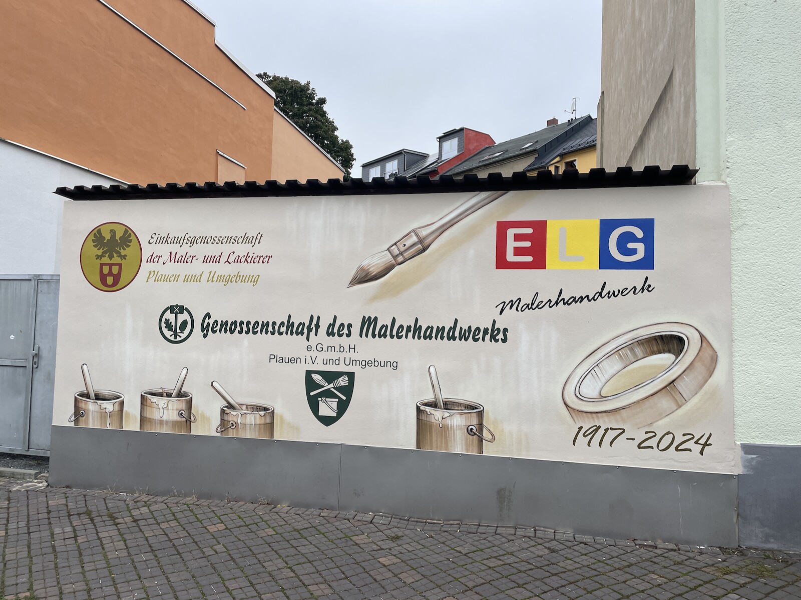 elg_plauen_malerhandwerk_einkaufen_profis_logo_alt_und_neu.jpg