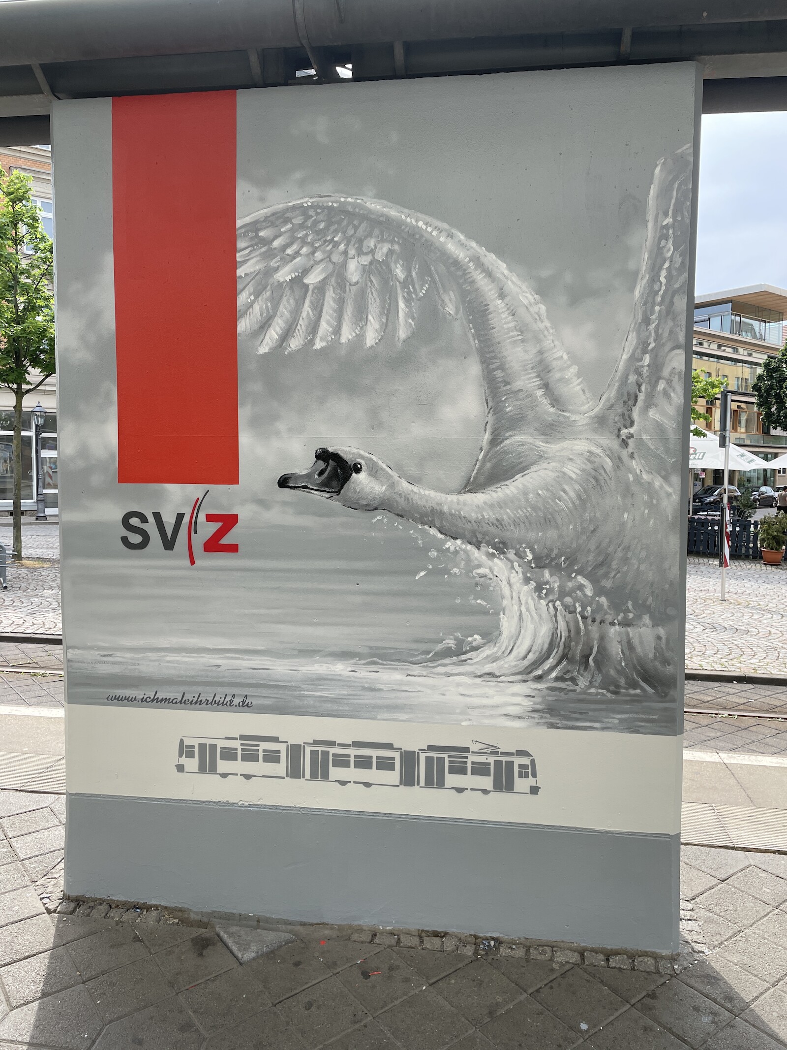 svz_zwickau_stra_fenbahn_haltestelle_zentrum_schwan.jpg