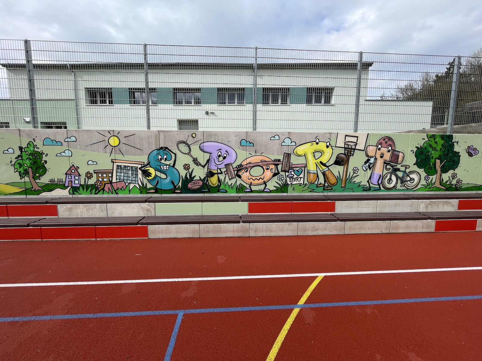 neundorf_sportplatz_projekt_workshop_kinder_beton_gestaltung.jpg